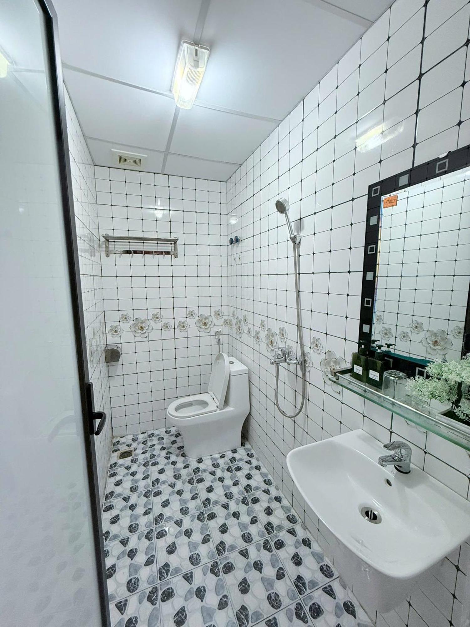 Venus Hotel Catba Dong Khe Sau Екстер'єр фото